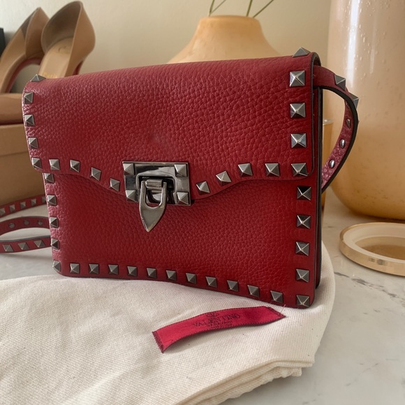 *AUTH* Valentino Rockstud Bag - Picture 3 of 8